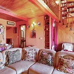 Guesthost - Vintage Loft *